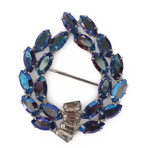 B David Vintage Blue Crystal Rhinestone Wreath Brooch Pin Aurora Borealis Silver